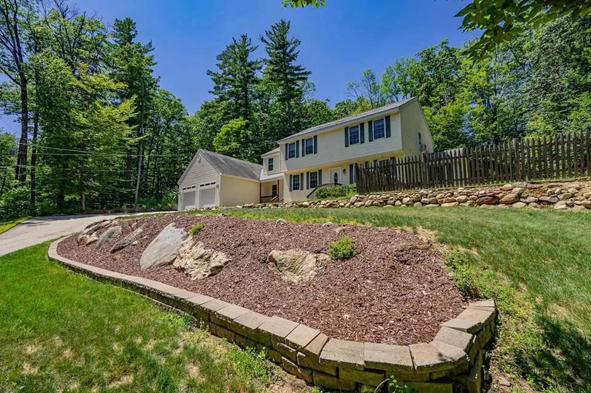11 Addison Road Goffstown NH 03045