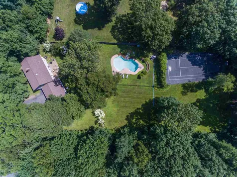 23 Brook Drive Hudson NH 03051