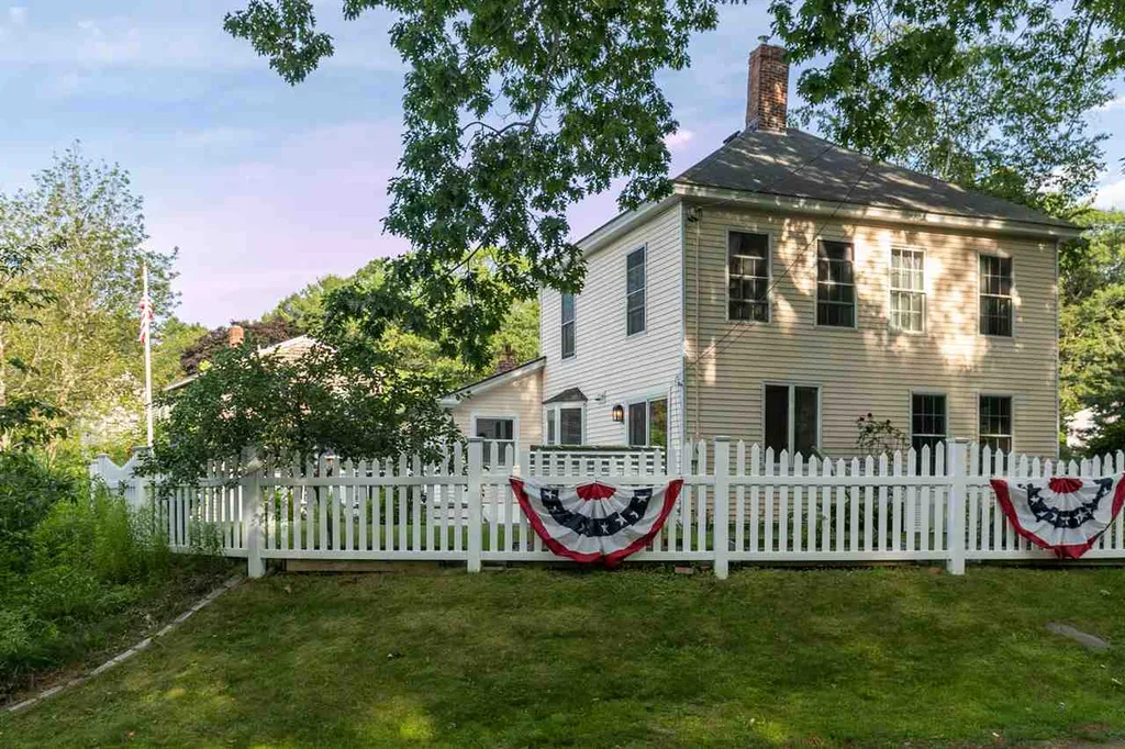 153 Wentworth Road New Castle NH 03854