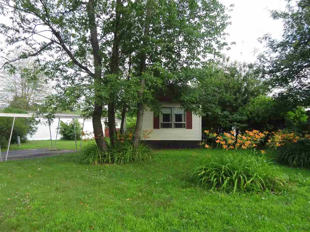 7 Duke Lane Concord NH 03303