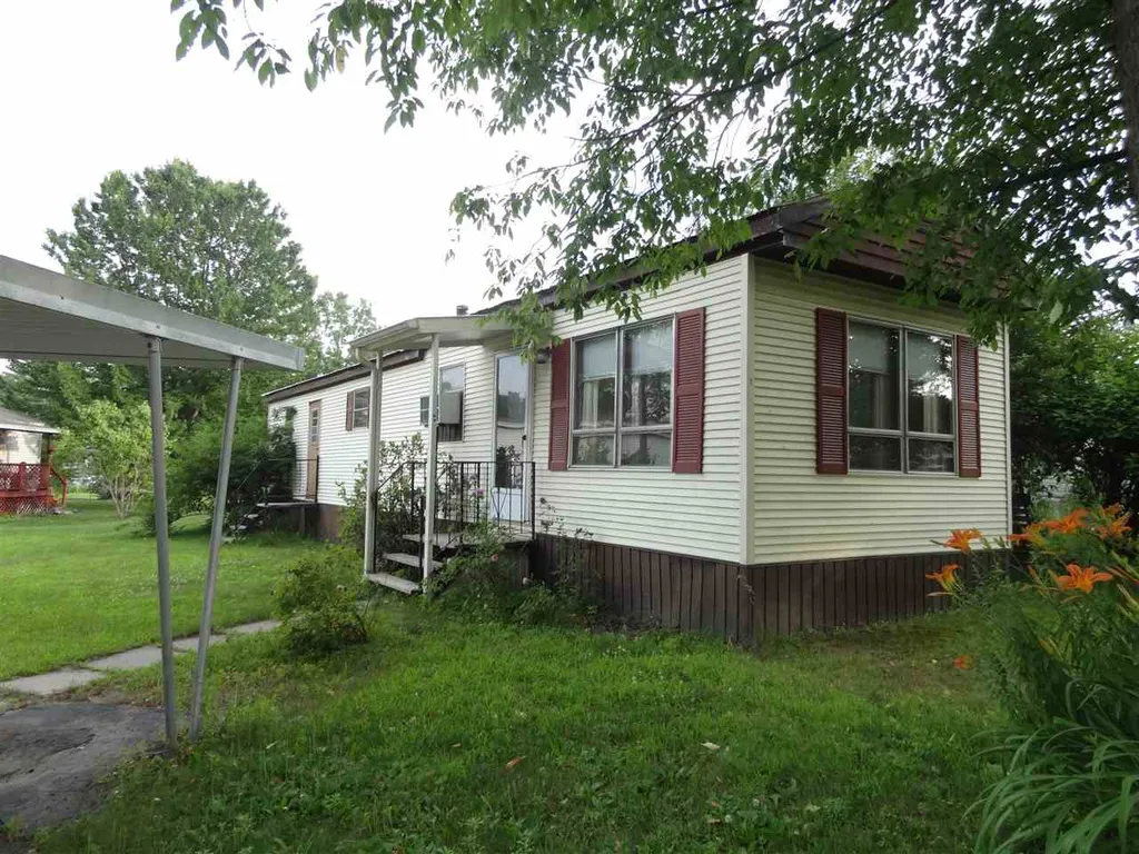 7 Duke Lane Concord NH 03303