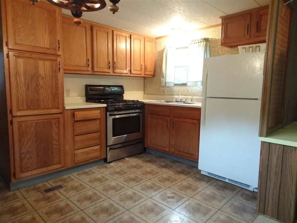 7 Duke Lane Concord NH 03303