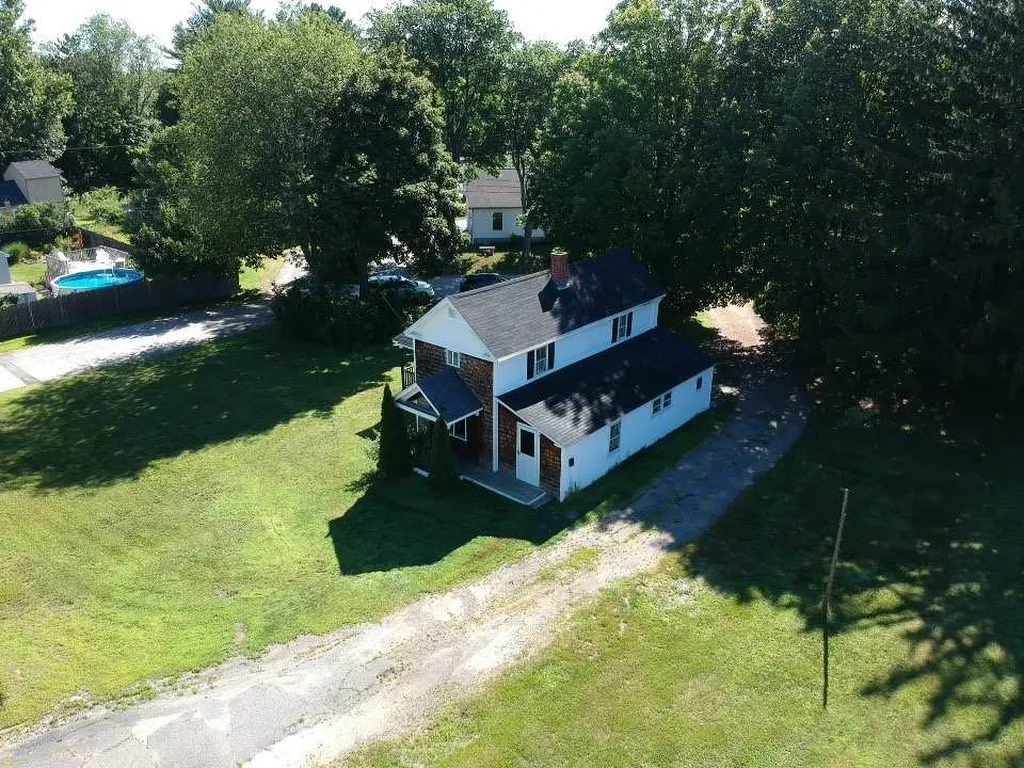 382 High Street Somersworth NH 03878