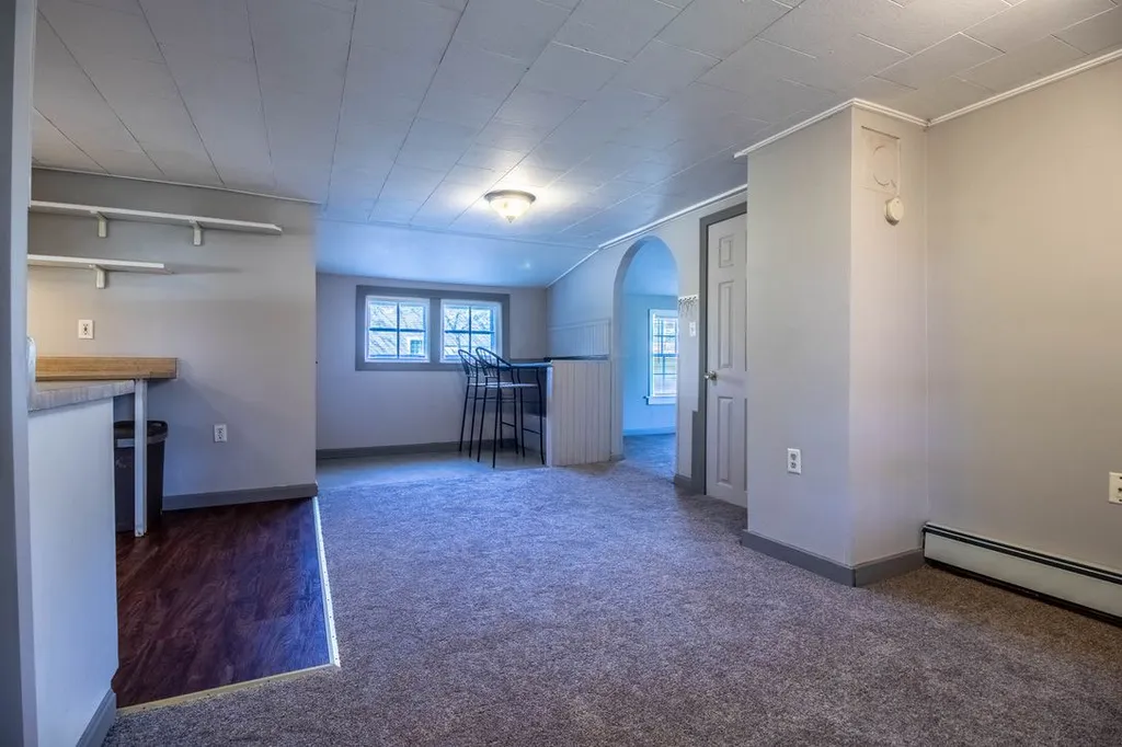 382 High Street Somersworth NH 03878