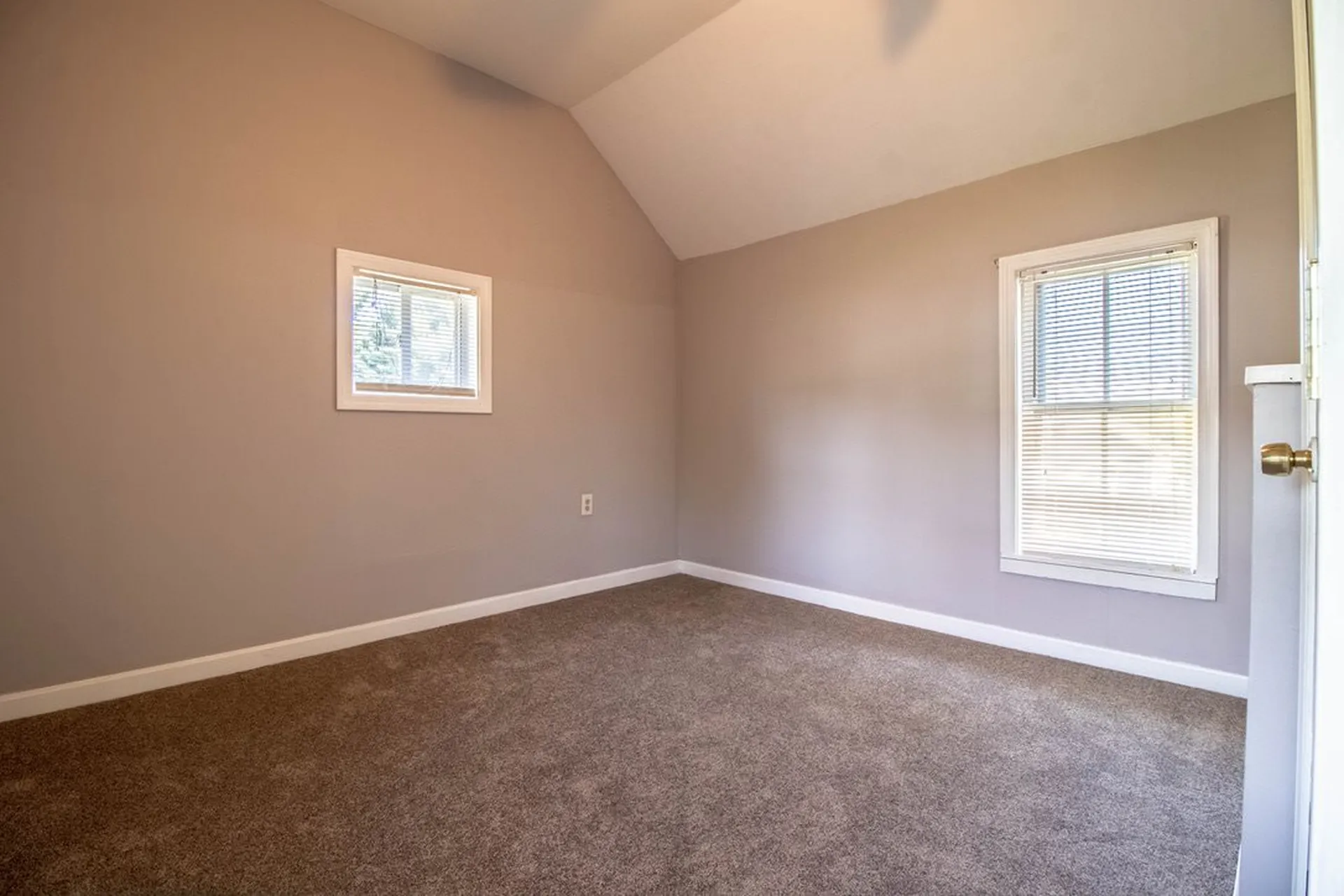 382 High Street Somersworth NH 03878