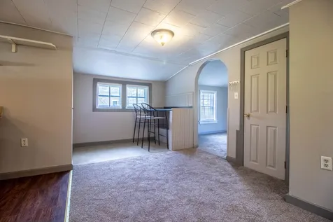 382 High Street Somersworth NH 03878