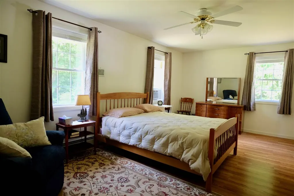 44 Pleasant Street Chichester NH 03258