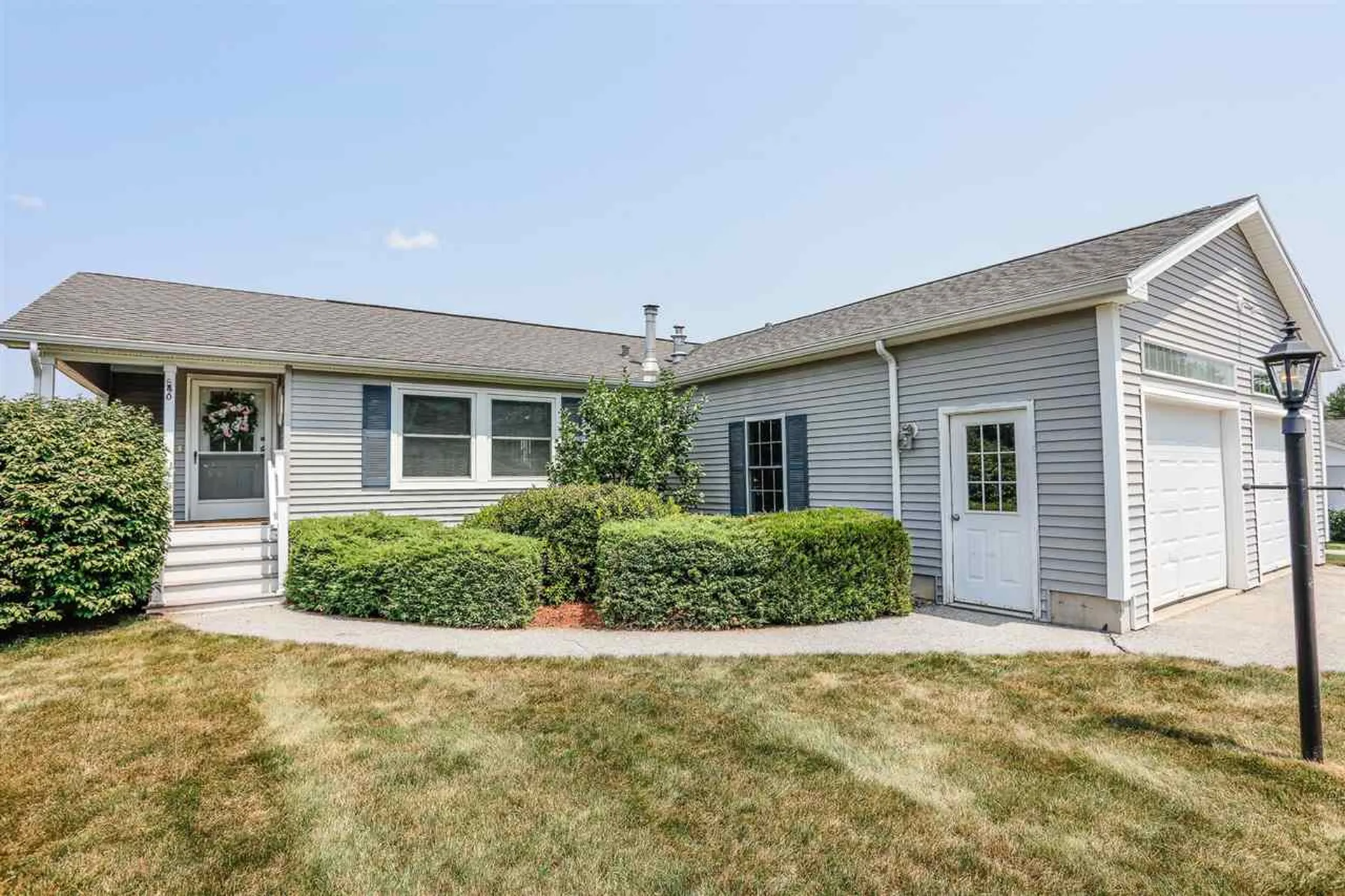 6 Loggers Lane Sandown NH 03873