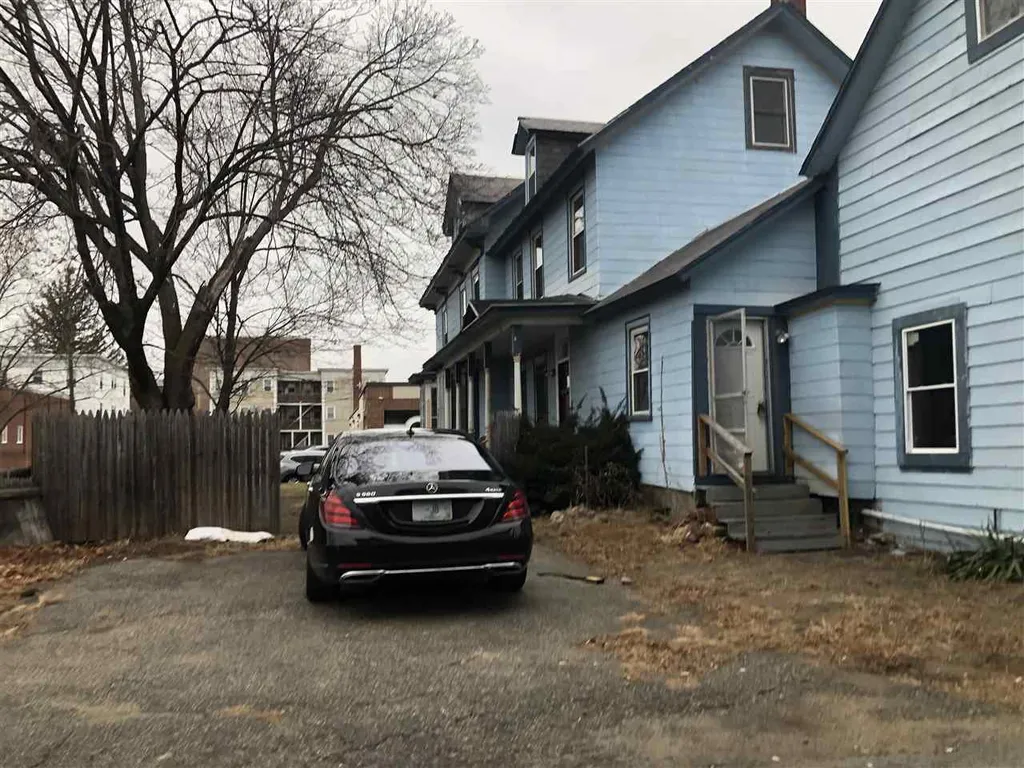 295 Hanover Street Manchester NH 03104