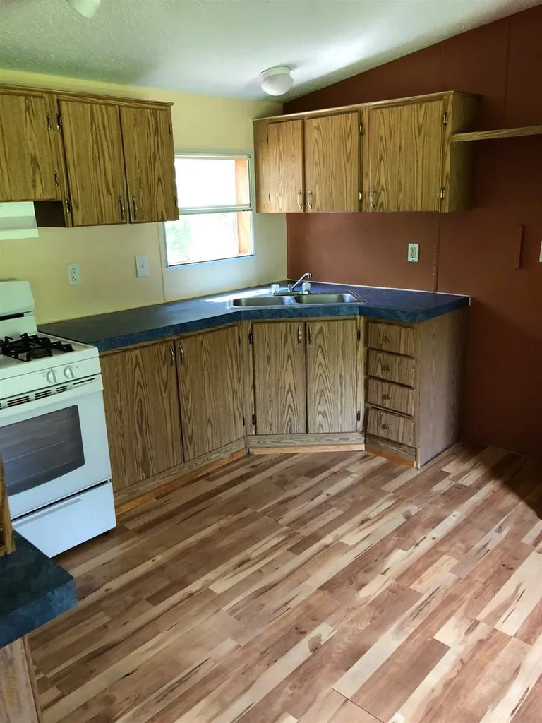 37 Clearwater Lane Wakefield NH 03872