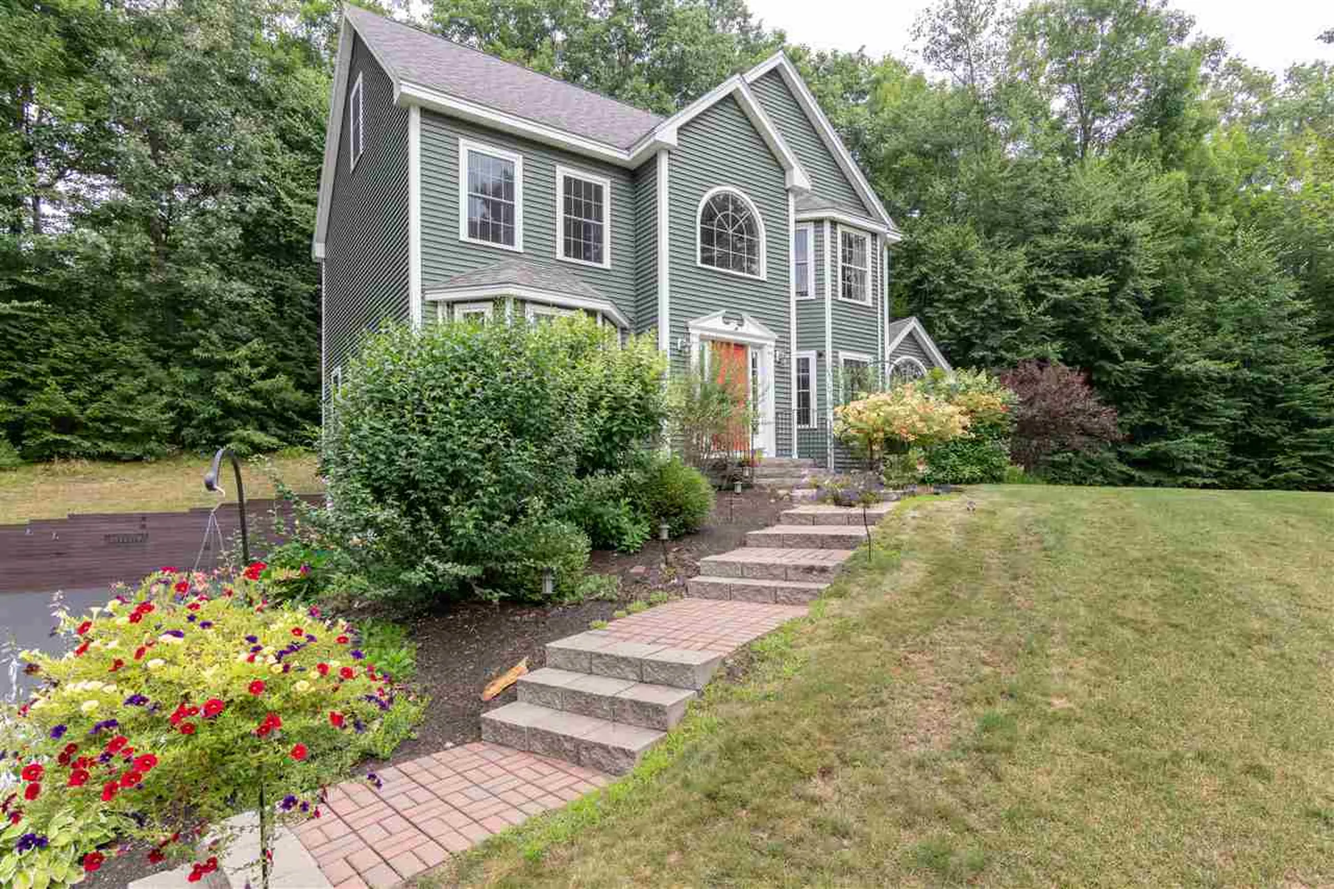 6 Fresian Lane Rochester NH 03867