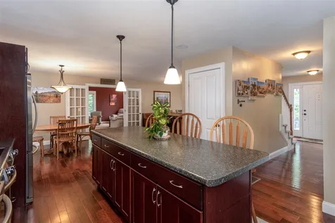 6 Fresian Lane Rochester NH 03867