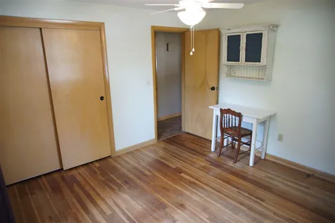 112 Farmer Street Manchester NH 03104