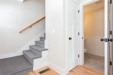 23 Kendall Lane Raymond NH 03077