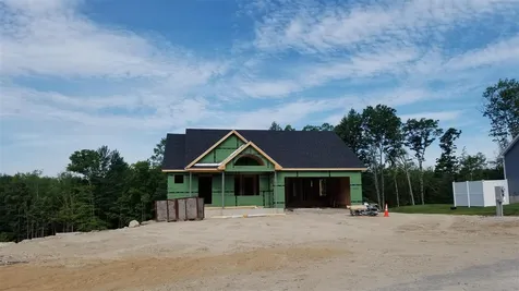23 Kendall Lane Raymond NH 03077