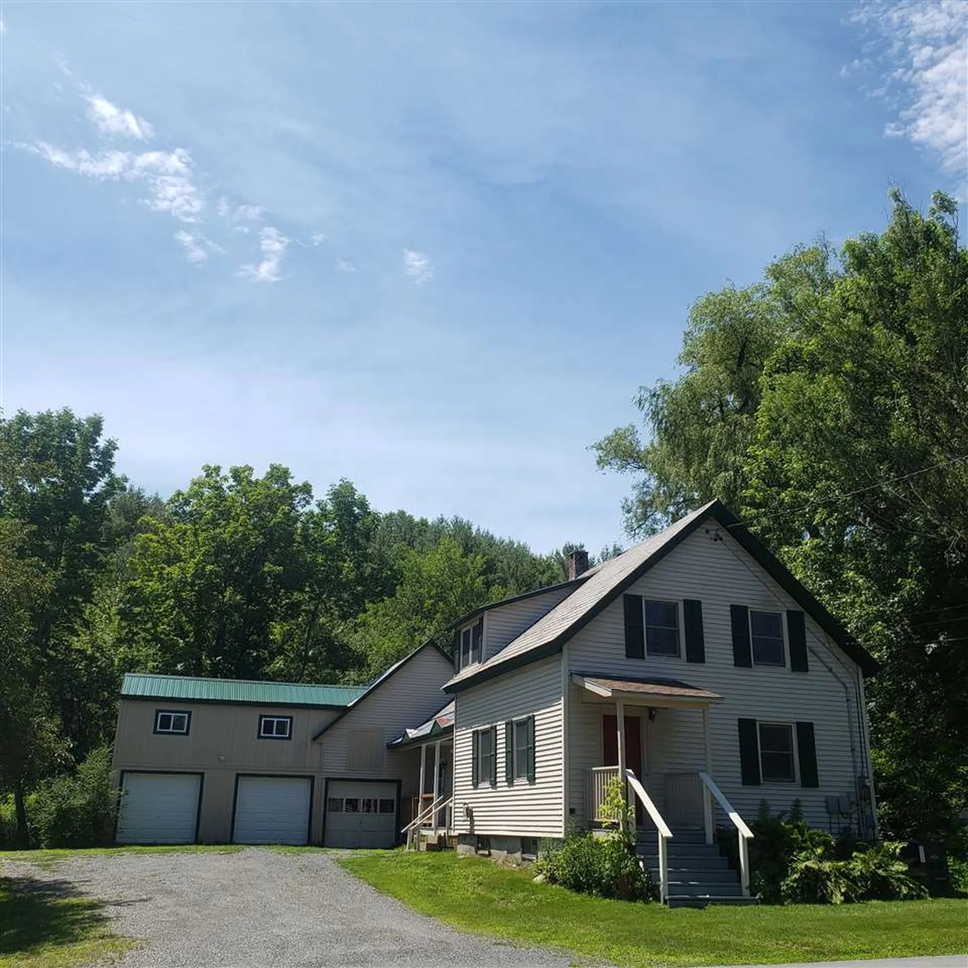 371 River Street Chester VT 05143