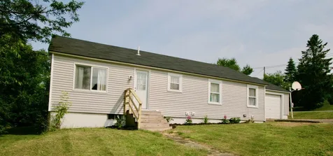 83 Carleton Street Littleton NH 03561