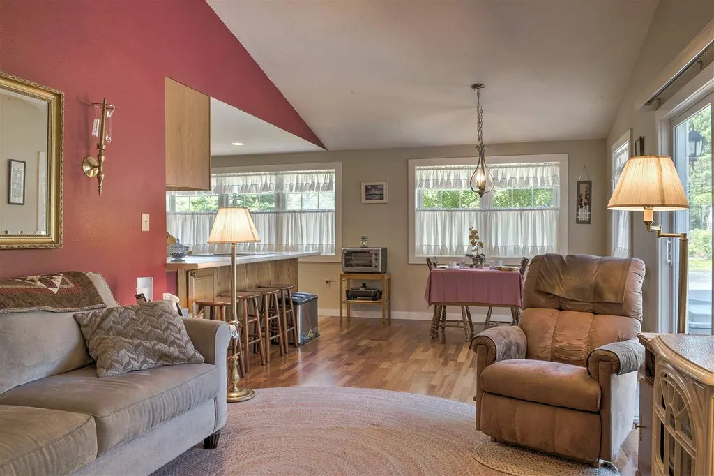 670 Old Homestead Highway Swanzey NH 03446