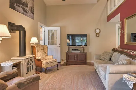 670 Old Homestead Highway Swanzey NH 03446