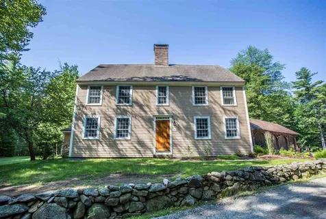 29 Stagecoach Road Wilton NH 03086