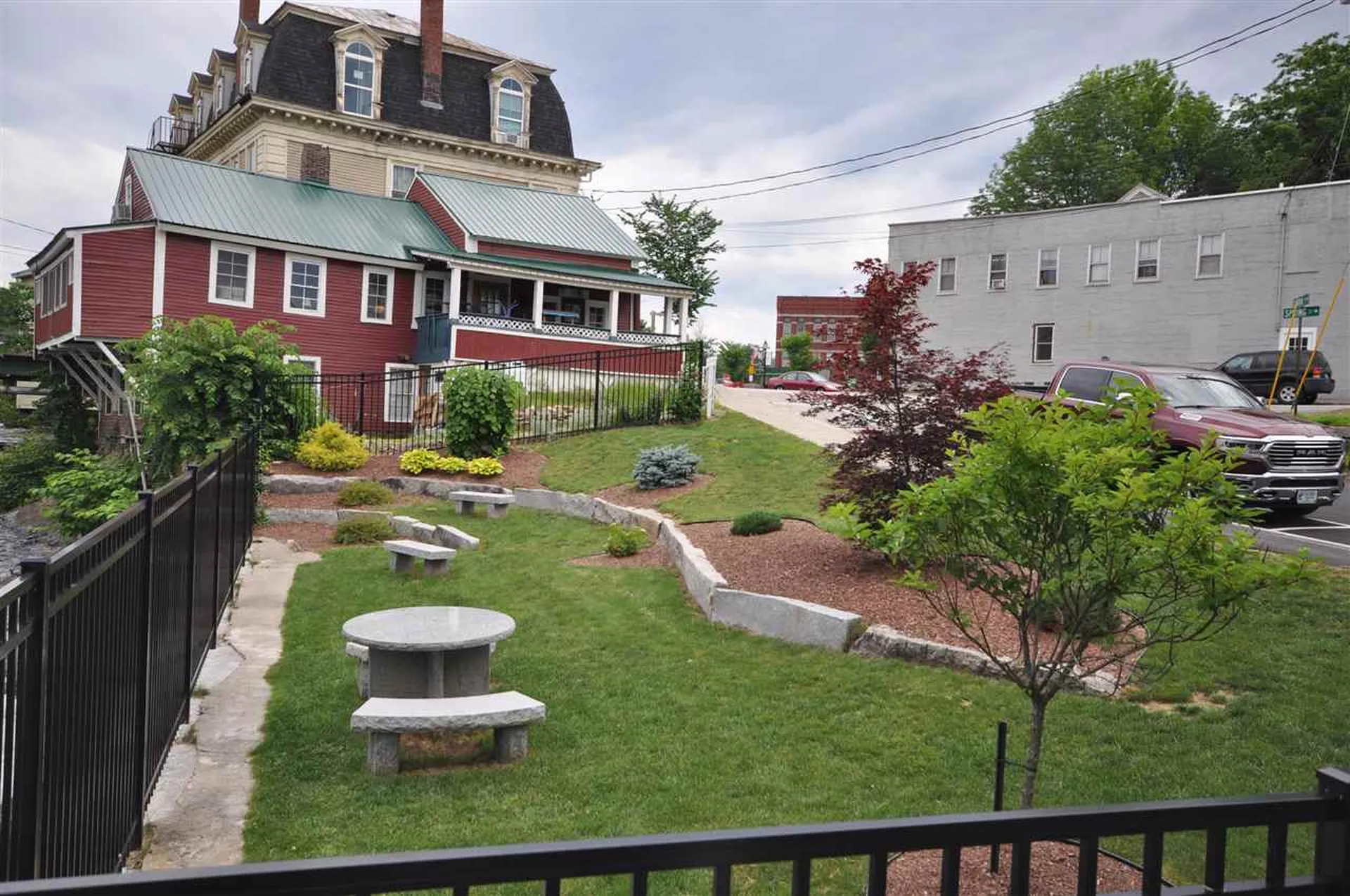 16 Central Street Bristol NH 03222
