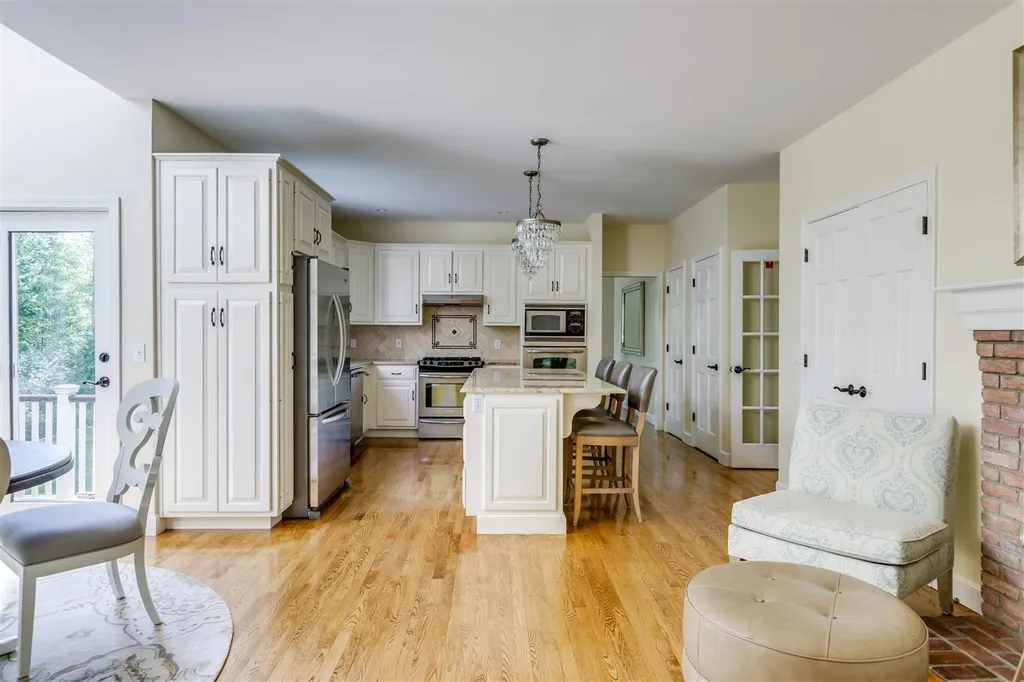 4 Merry Meeting Lane Rye NH 03870