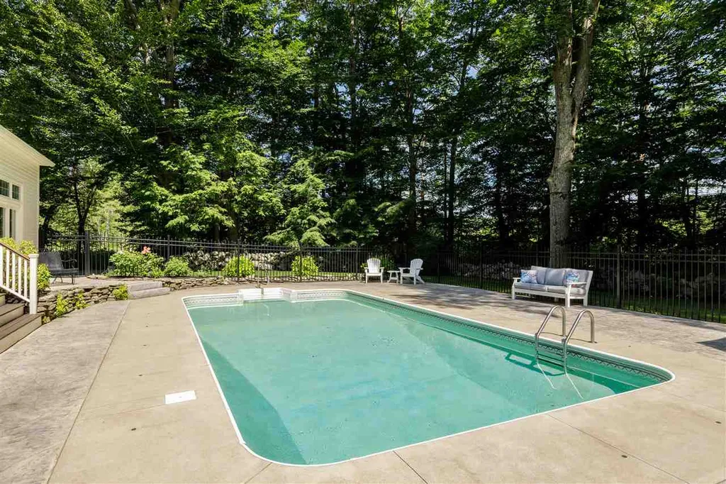 4 Merry Meeting Lane Rye NH 03870
