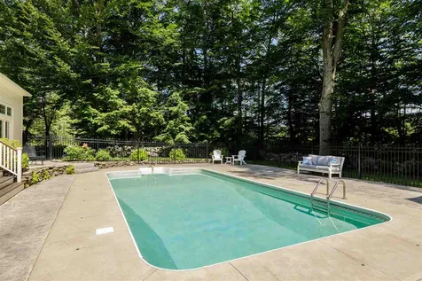 4 Merry Meeting Lane Rye NH 03870