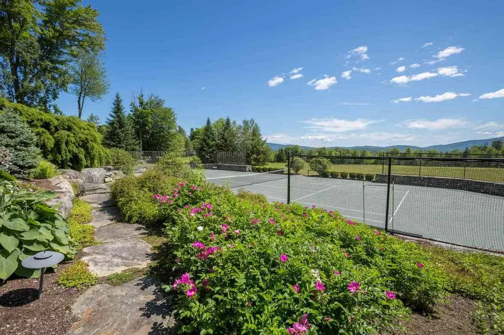 474 Horton Road Londonderry VT 05155