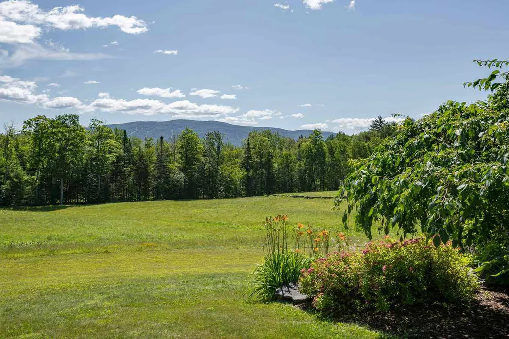 474 Horton Road Londonderry VT 05155