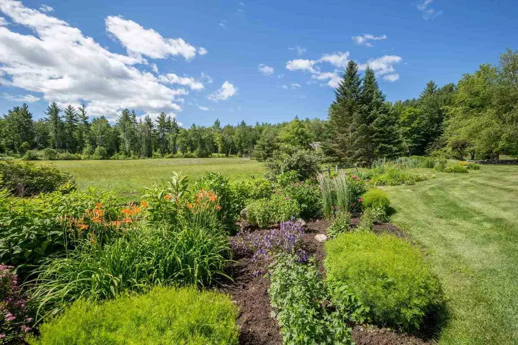 474 Horton Road Londonderry VT 05155