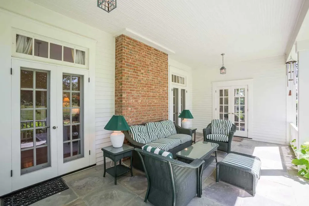474 Horton Road Londonderry VT 05155