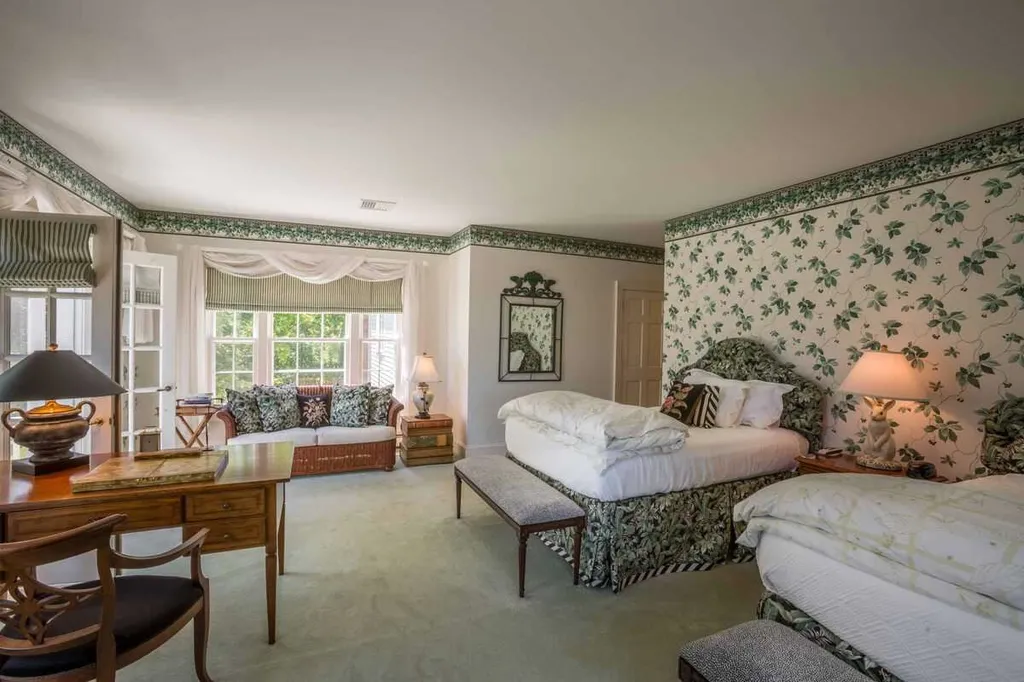 474 Horton Road Londonderry VT 05155
