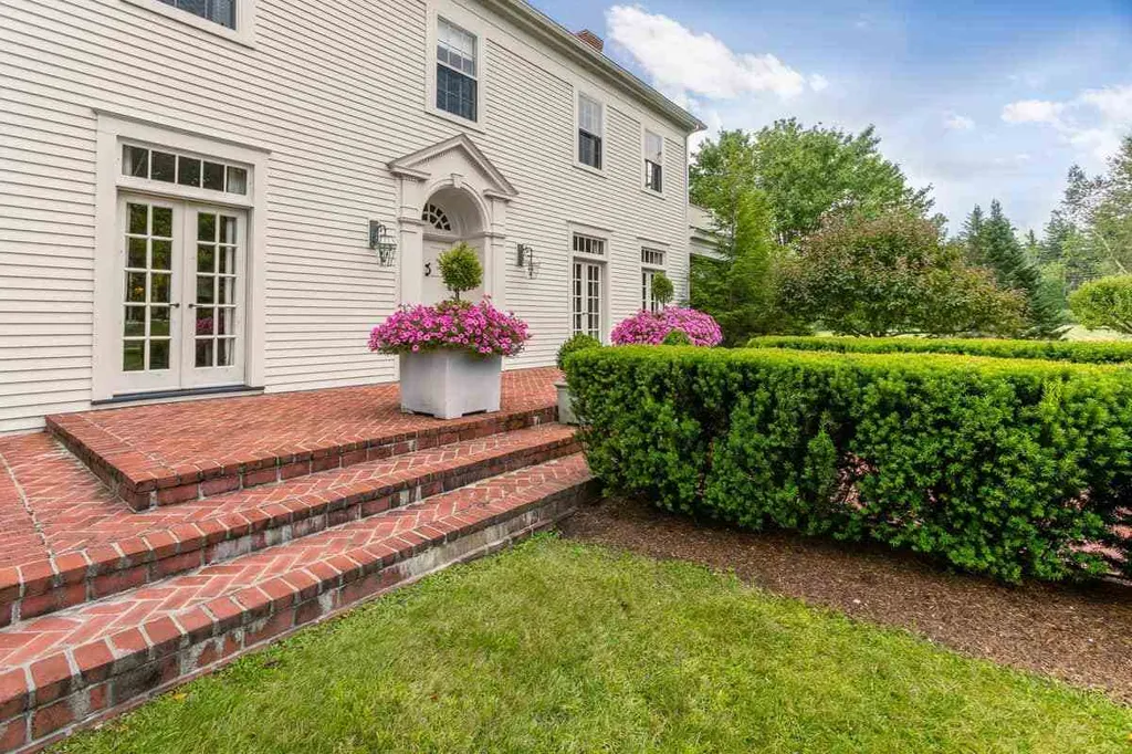 474 Horton Road Londonderry VT 05155