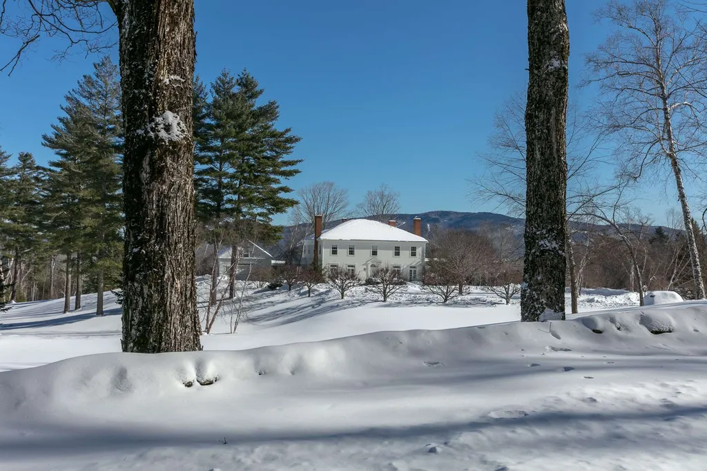 474 Horton Road Londonderry VT 05155
