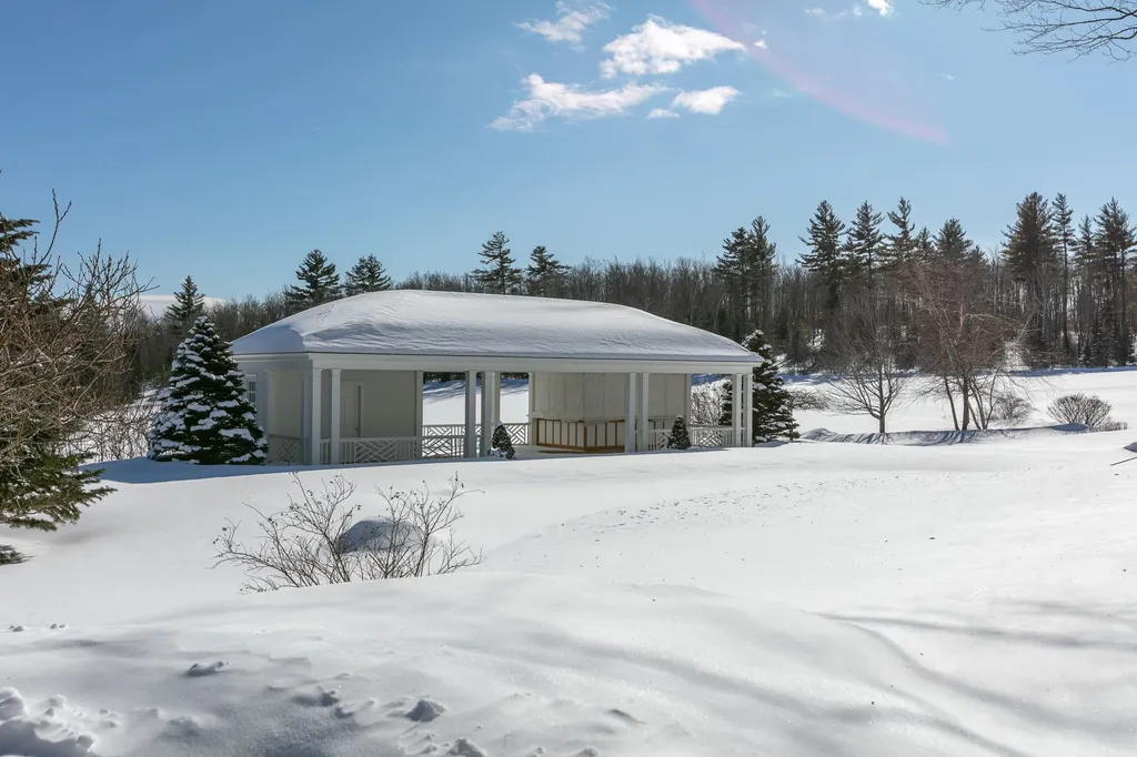 474 Horton Road Londonderry VT 05155