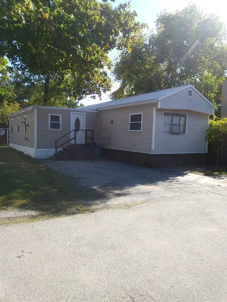 16 Hazel Drive Concord NH 03301