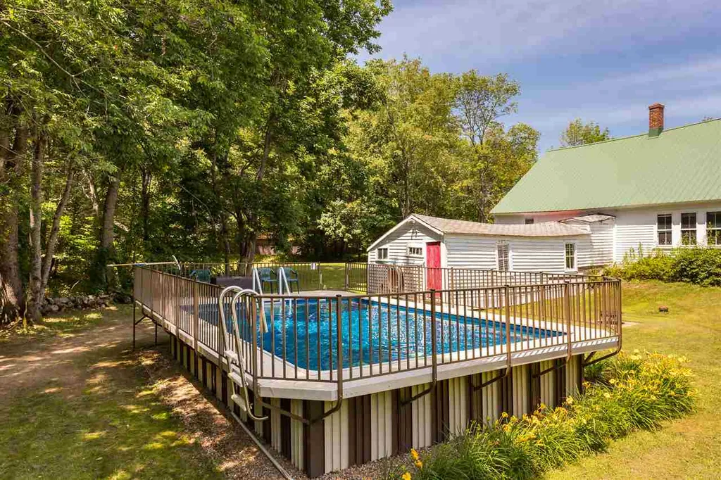 546 Ridge Road Middleton NH 03887