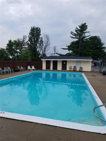 124 Mammoth Road Hooksett NH 03106