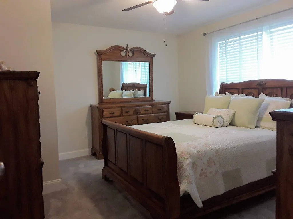 49 Hilbren Road Weare NH 03281