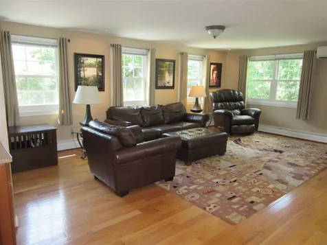 101 Magnolia Road Manchester NH 03104-1607