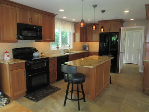 101 Magnolia Road Manchester NH 03104-1607