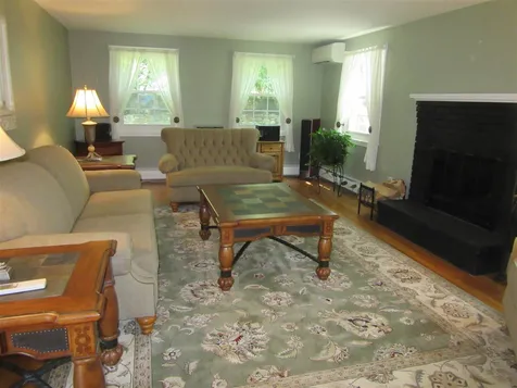 101 Magnolia Road Manchester NH 03104-1607