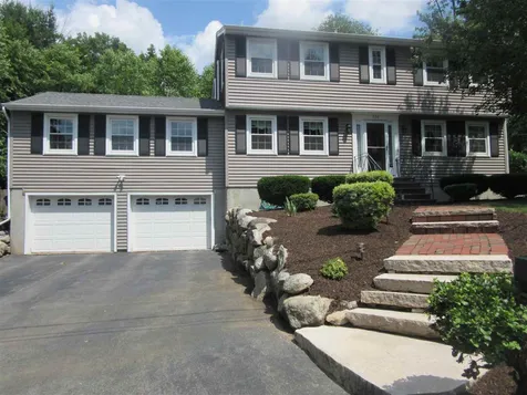 101 Magnolia Road Manchester NH 03104-1607