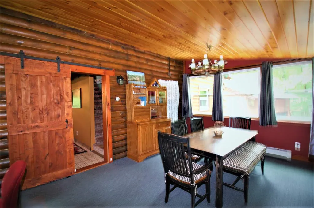 110 N Shore Road Derry NH 03038