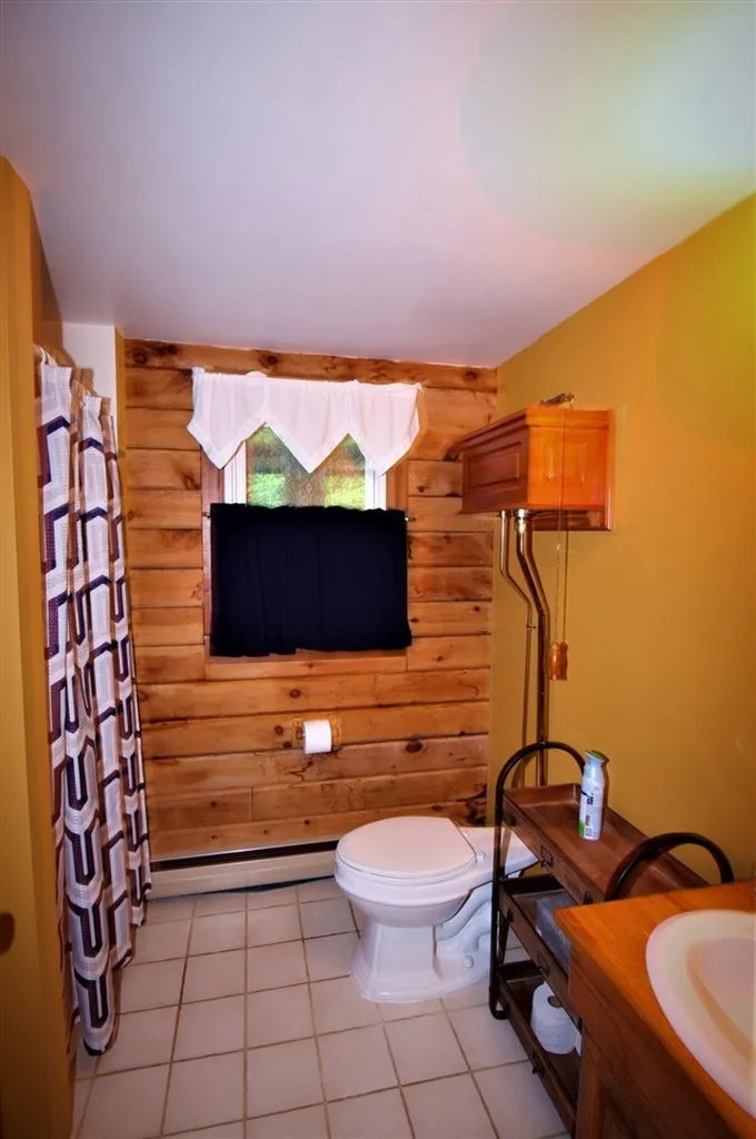 110 N Shore Road Derry NH 03038