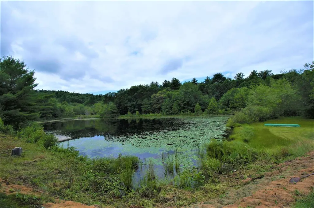 110 N Shore Road Derry NH 03038