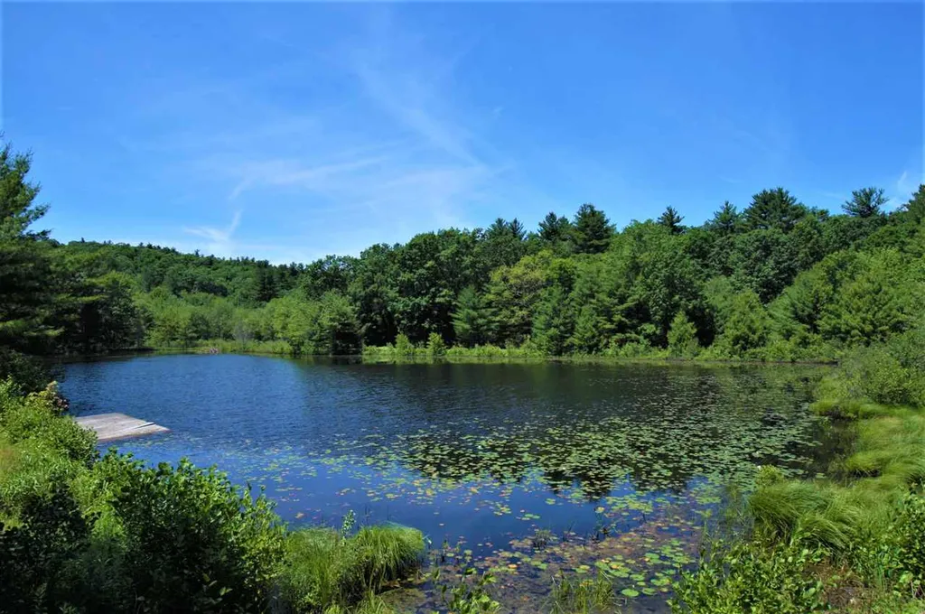 110 N Shore Road Derry NH 03038