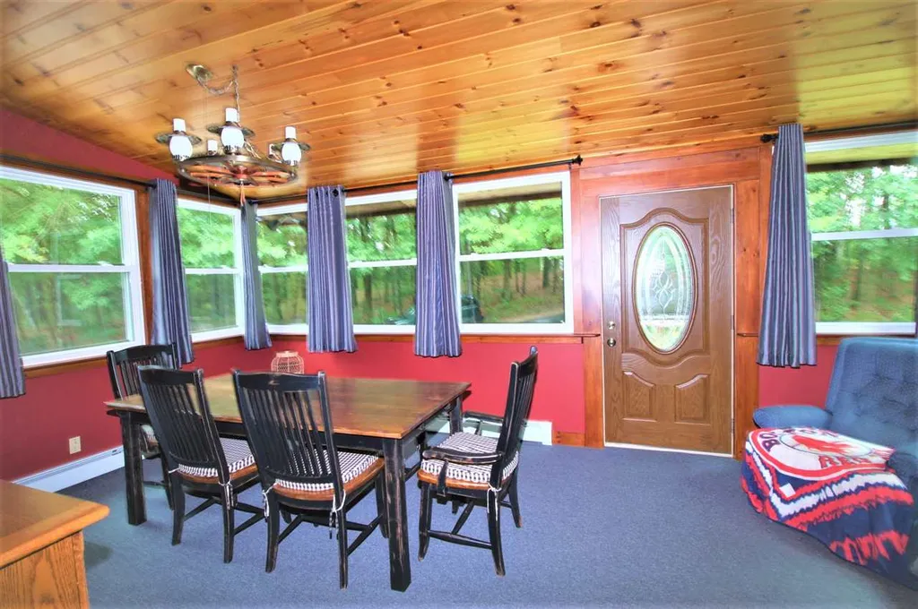 110 N Shore Road Derry NH 03038