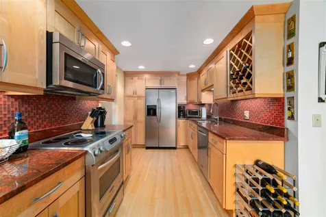 190 Kings Highway Hampton NH 03842